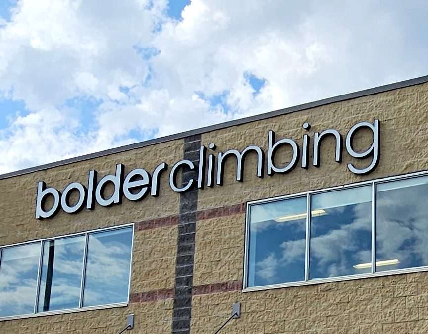 bolder climbing